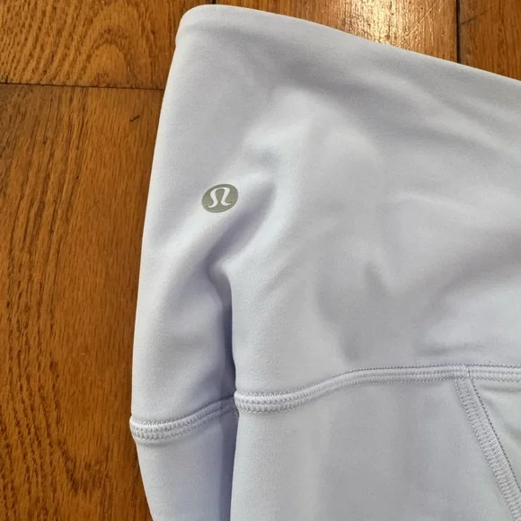 Lululemon Light Blue Full Length Leggings - Size 8 - Picture 3 of 5